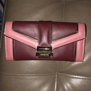 Michael Kors full wallet